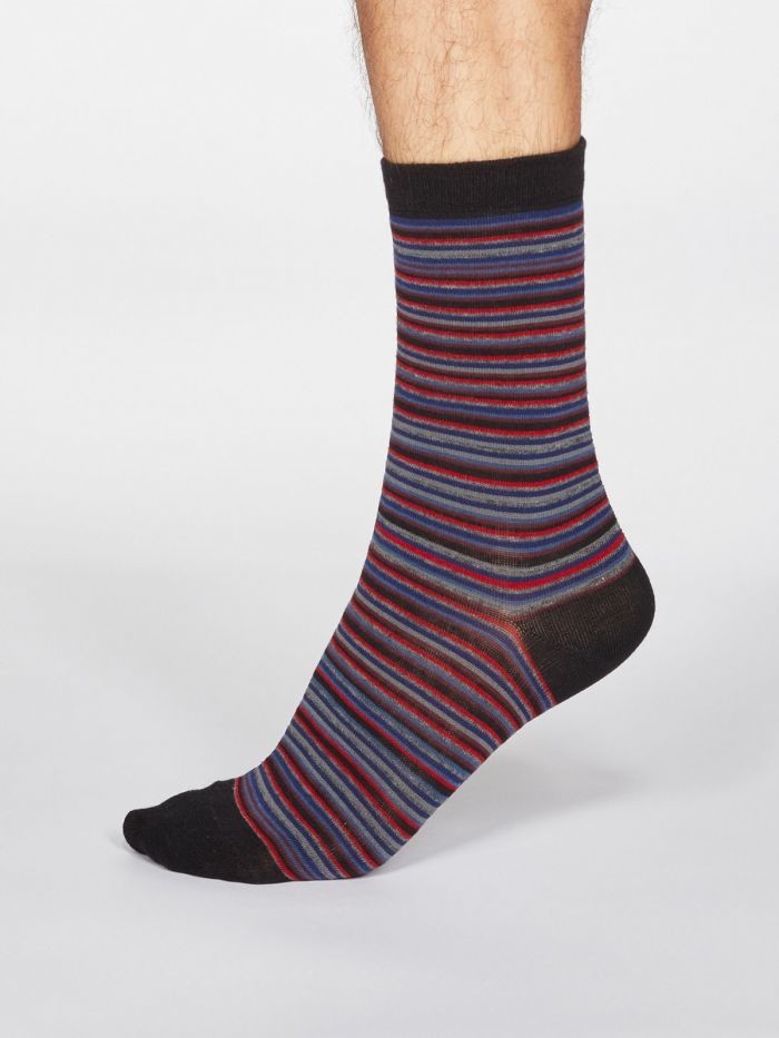 Chaussettes rayées sales